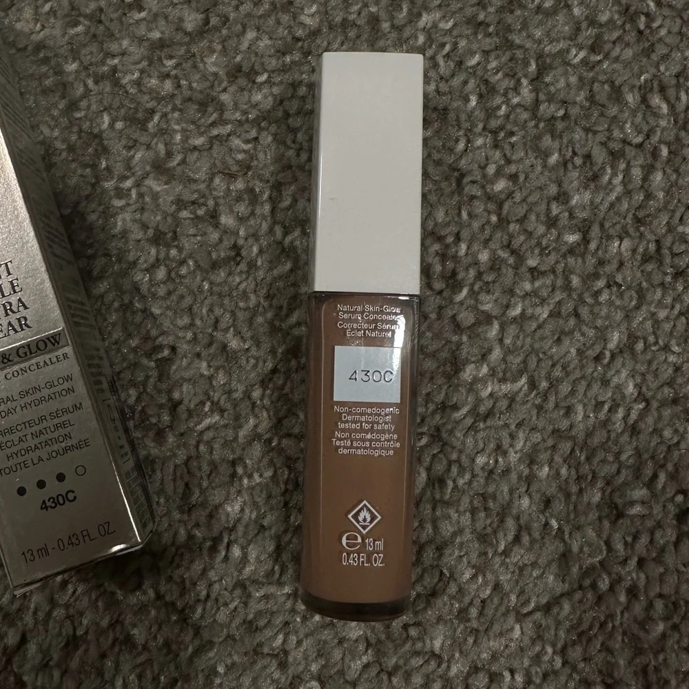 Lancôme Care and Glow Serum Concealer- 430C